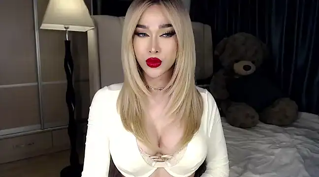 KeenMazikeen69 online show from December 9, 3:40 am