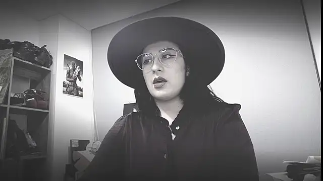 Scarlett Sen online show from April 21, 1:28 pm