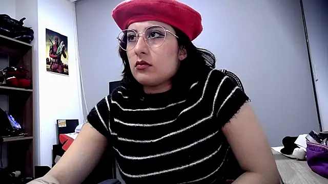 Scarlett Sen online show from April 25, 2:58 pm