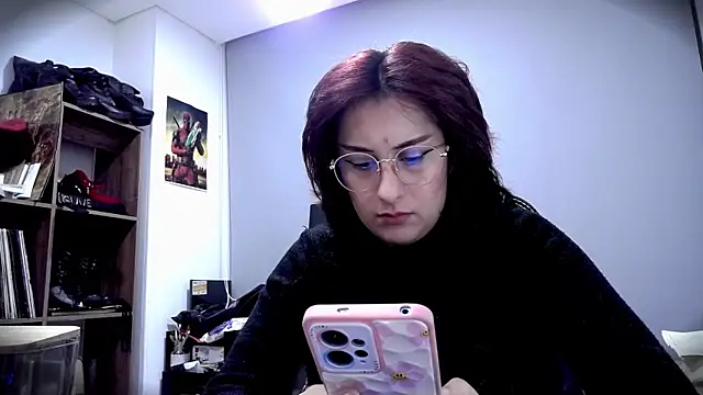 Snapshot of Scarlett_Sen chatting on May 20, 3:07 pm Scarlett Sen online show from May 20, 3:07 pm