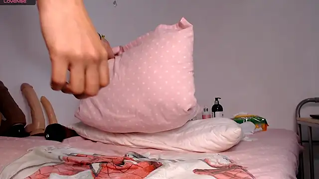 karolgirl-1 online show from March 22, 5:39 am