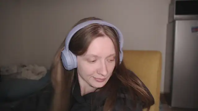 Snapshot of mollytuck chatting on December 19, 4:57 pm mollytuck online show from December 19, 4:57 pm