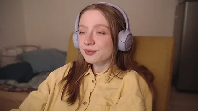 Snapshot of mollytuck chatting on December 20, 1:54 pm mollytuck online show from December 20, 1:54 pm