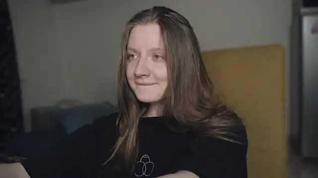 Snapshot of mollytuck chatting on January 18, 3:05 pm mollytuck online show from January 18, 3:05 pm