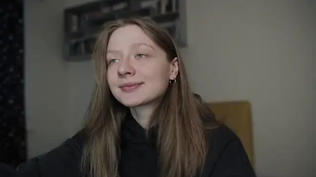 Snapshot of mollytuck chatting on January 19, 12:06 pm mollytuck online show from January 19, 12:06 pm