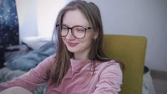 Snapshot of mollytuck chatting on February 8, 9:24 am mollytuck online show from February 8, 9:24 am