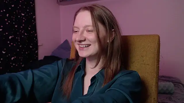 Snapshot of mollytuck chatting on February 24, 2:26 pm mollytuck online show from February 24, 2:26 pm