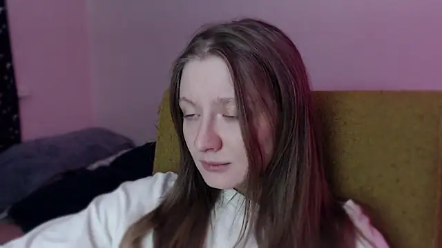 Snapshot of mollytuck chatting on February 28, 2:42 pm mollytuck online show from February 28, 2:42 pm