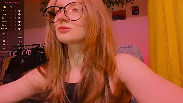 Snapshot of mollytuck chatting on November 30, 4:55 pm mollytuck online show from November 30, 4:55 pm