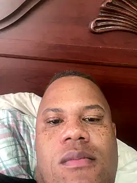 Iced cloudz online show from December 16, 4:01 pm