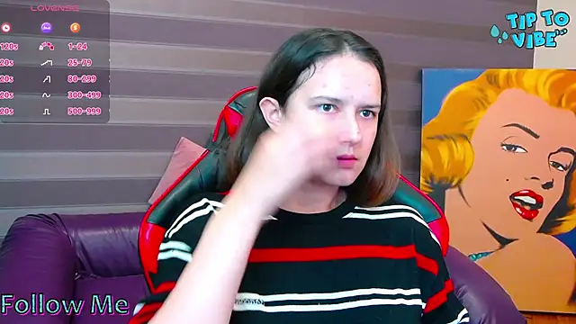 iris nikhols online show from September 24, 1:53 am