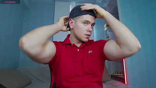 Snapshot of Arilas_ chatting on February 14, 10:28 am Arilas online show from February 14, 10:28 am