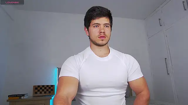 Arilas  online show from April 5, 7:05 am