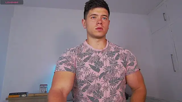 Arilas  online show from April 23, 7:20 am