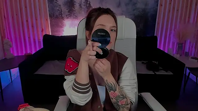 JennyDens online show from February 10, 5:47 am