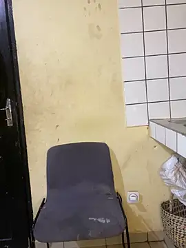 Snapshot of vannycov chatting on September 27, 10:15 pm vannycov online show from September 27, 10:15 pm