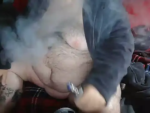 onkelgrau65 online show from October 15, 2:44 am