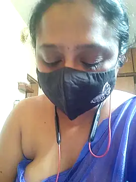 Snapshot of sexynayan23 chatting on April 30, 5:14 am sexynayan23 online show from April 30, 5:14 am