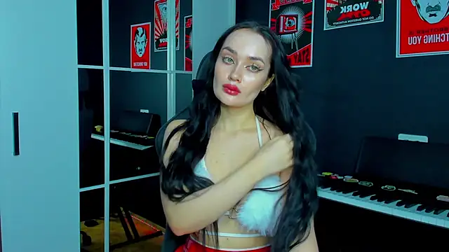 QueenAliss online show from February 25, 2:25 am