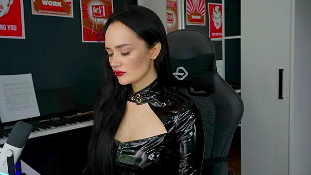 QueenAliss online show from September 13, 3:28 am