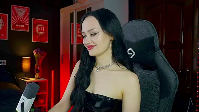 QueenAliss online show from March 15, 4:18 am