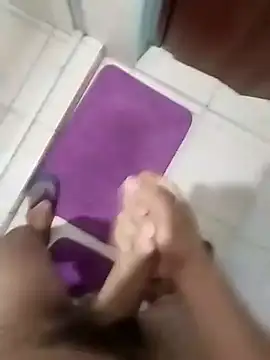 Emanuel45js online show from November 3, 2:13 am