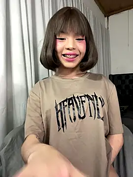 Snapshot of SweetCheska19 chatting on September 10, 9:15 pm SweetCheska19 online show from September 10, 9:15 pm