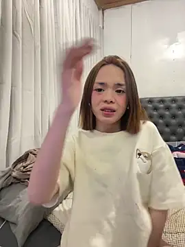 Snapshot of SweetCheska19 chatting on October 11, 10:36 am SweetCheska19 online show from October 11, 10:36 am