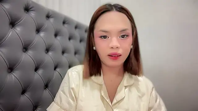 Snapshot of SweetCheska19 chatting on December 16, 8:08 am SweetCheska19 online show from December 16, 8:08 am