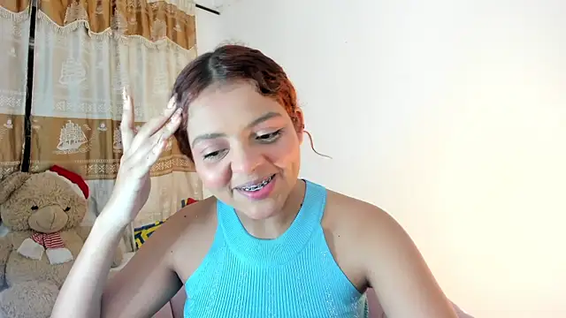 Snapshot of ValienteGirl_ chatting on December 31, 5:44 am ValienteGirl online show from December 31, 5:44 am