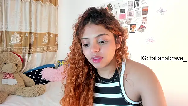 Snapshot of ValienteGirl_ chatting on February 4, 7:40 am ValienteGirl online show from February 4, 7:40 am