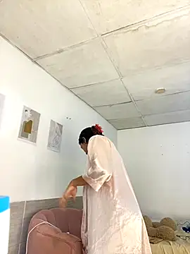 Snapshot of ValienteGirl_ chatting on November 1, 3:08 am ValienteGirl online show from November 1, 3:08 am