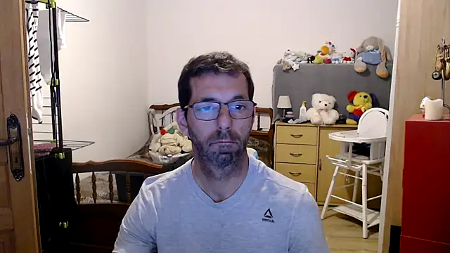 steph19x5 online show from March 7, 10:10 pm