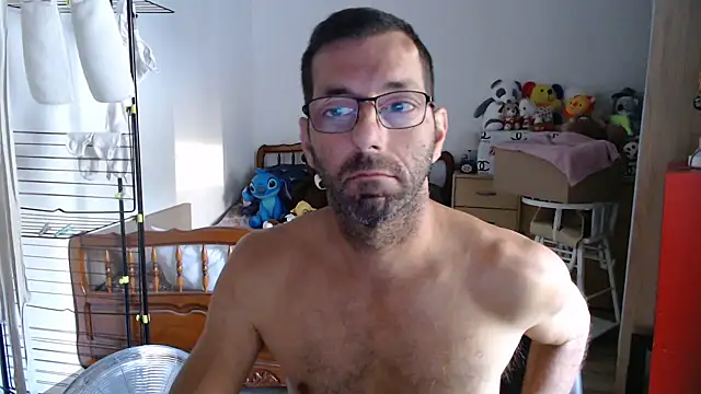 Snapshot of steph19x5 chatting on July 13, 5:43 am steph19x5 online show from July 13, 5:43 am