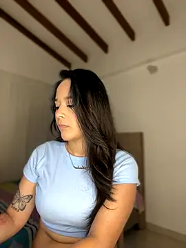 Little Amber6 online show from September 24, 1:31 am