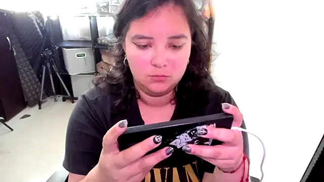 aika-dreams online show from December 1, 2:11 pm