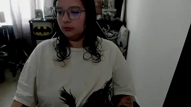 aika-dreams online show from April 23, 2:19 pm