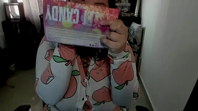 aika-dreams online show from June 9, 1:56 pm