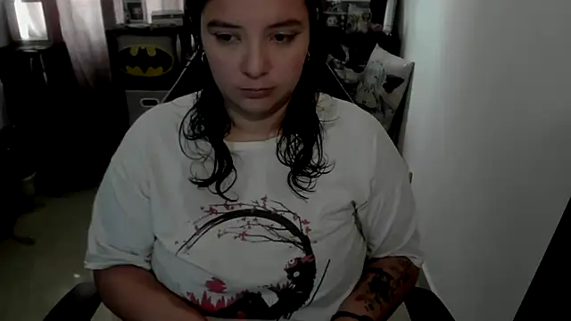 aika-dreams online show from June 12, 1:54 pm