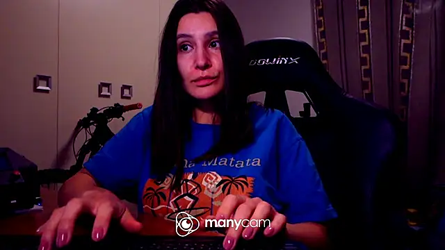 GodlyTheia online show from March 2, 9:43 pm