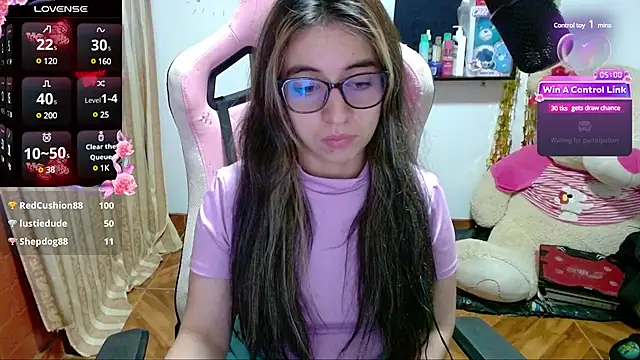 Snapshot of Maggie_Fox3 chatting on January 17, 4:39 am Maggie Fox3 online show from January 17, 4:39 am