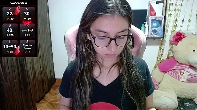 Snapshot of Maggie_Fox3 chatting on March 11, 1:59 am Maggie Fox3 online show from March 11, 1:59 am