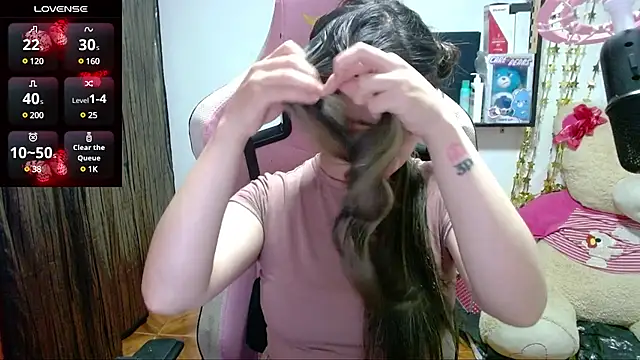 Snapshot of Maggie_Fox3 chatting on March 12, 5:46 am Maggie Fox3 online show from March 12, 5:46 am