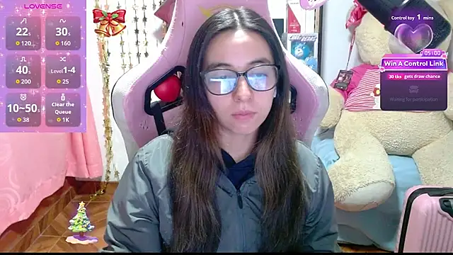 Maggie Fox3 online show from December 17, 2:28 am