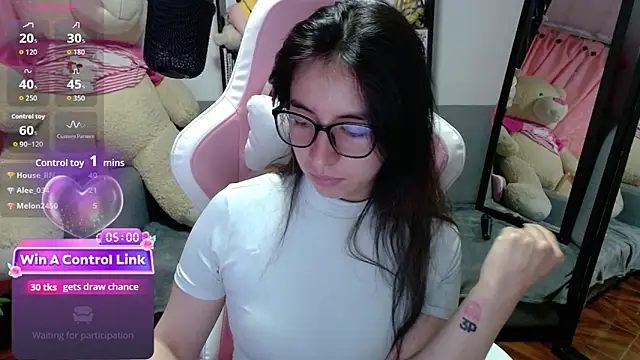 Maggie Fox3 online show from March 2, 5:08 am