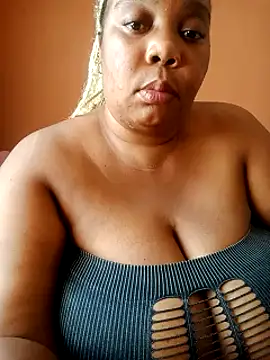 Lovelyboobs01 online show from January 22, 12:06 pm