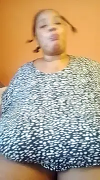 Lovelyboobs01 online show from February 16, 1:49 pm