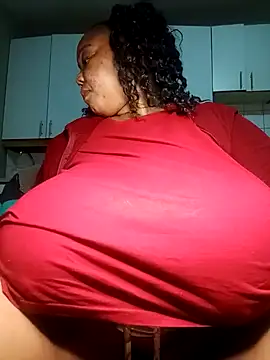 Lovelyboobs01 online show from March 16, 9:37 pm