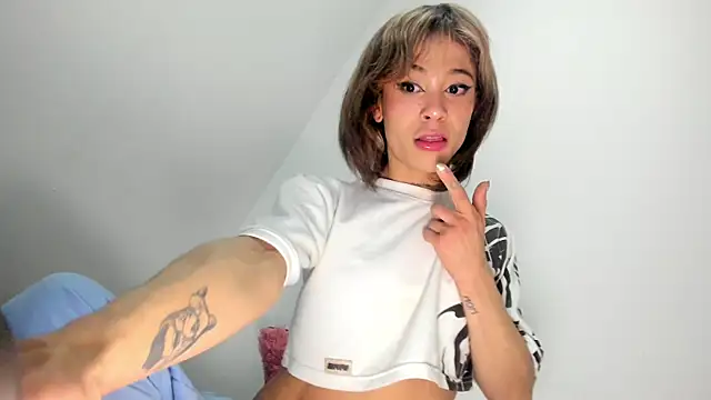 Snapshot of stormytt_ chatting on July 7, 10:08 am stormytt online show from July 7, 10:08 am