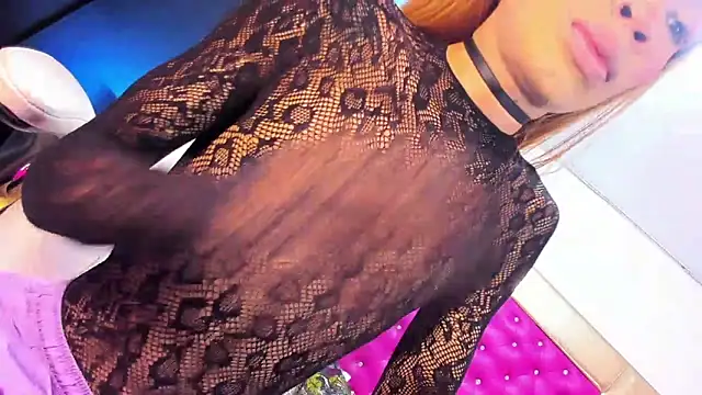 Snapshot of devorahorney chatting on February 8, 7:27 pm devorahorney online show from February 8, 7:27 pm